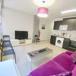https://canteras-bonamar-509.in-canary-islands.com