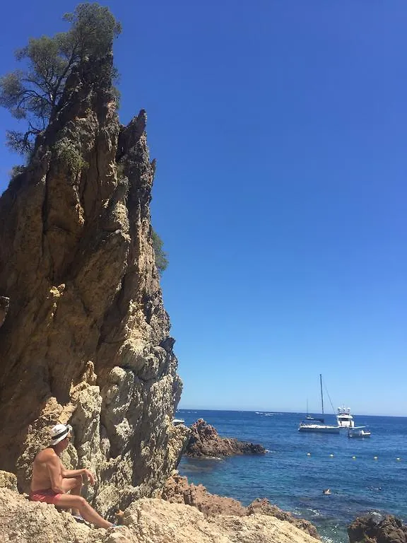 Azteka Blue 2 Bed Apartment Calella De Palafrugell 0*,  España